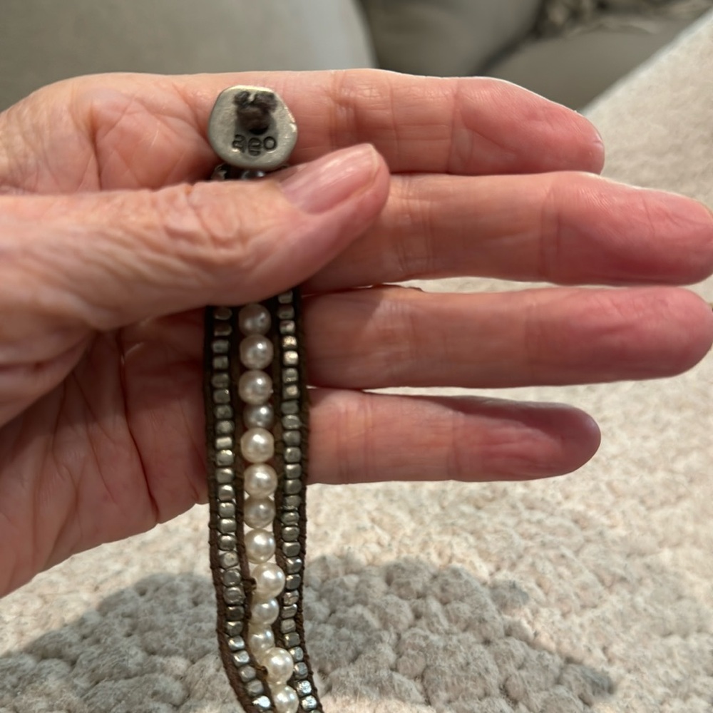 American Eagle 🦅 Bracelet Pearls & silver beads NWT